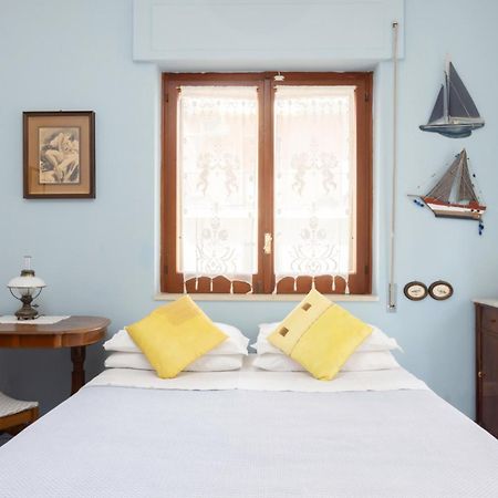 Appartamento La Gabbianella Sorrento Esterno foto